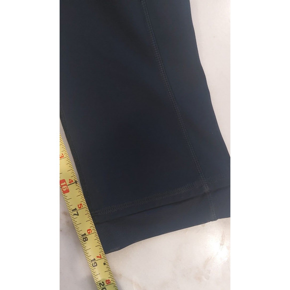 Lululemon Crop Women's Leggings Size 6‎ Navy Mid Rise Pocket Logo - Picture 8 of 12